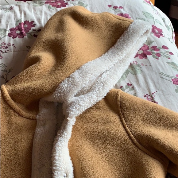 Jacket - Picture 2 of 4